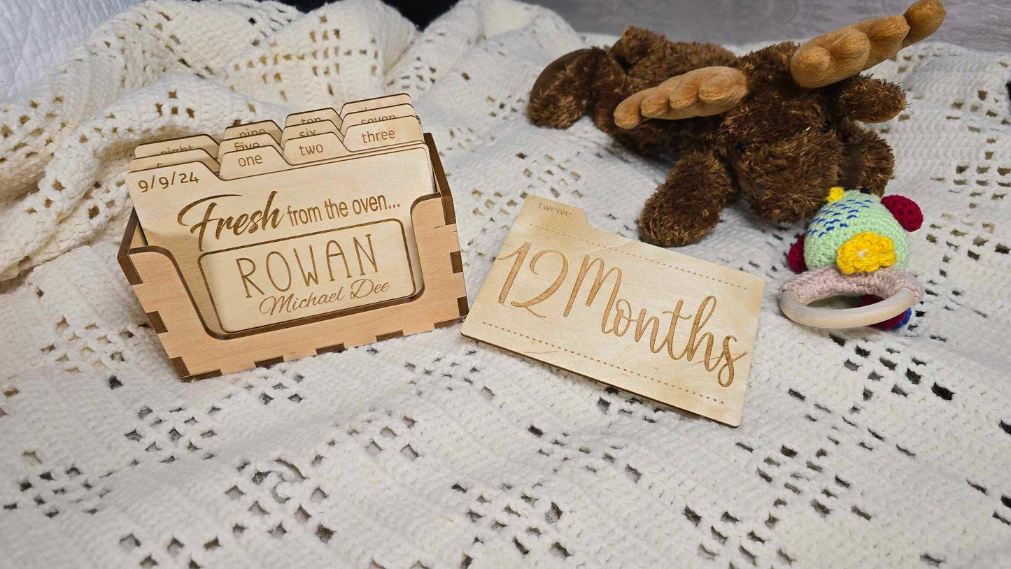 Personalized Baby Monthly Milestone Picture Marker and Photo Holder - Wooden Recipe Box Style